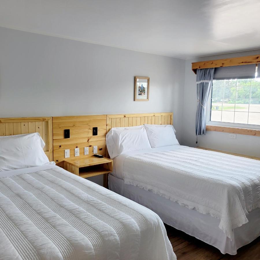 Quest Motel Whitewood Szoba fotó
