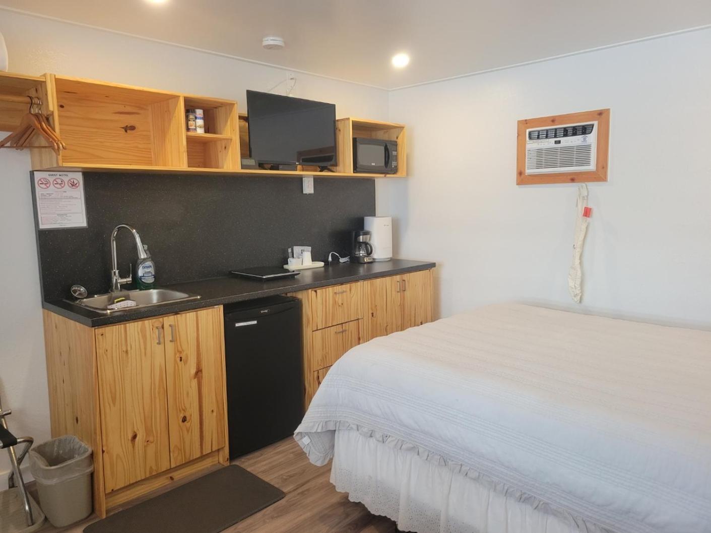 Quest Motel Whitewood Kültér fotó
