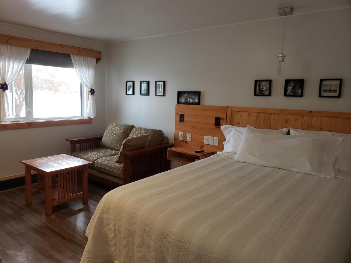 Quest Motel Whitewood Kültér fotó